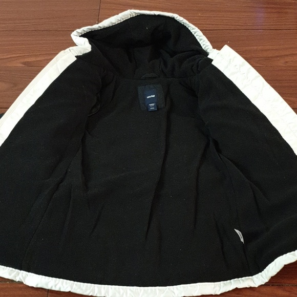 Gap Black and white puffer with fleece lining - Picture 4 of 9